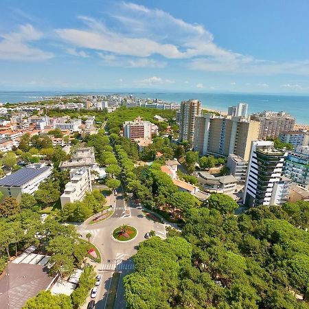 Olaszelmeny Beach Caravans Линяно Сабиадоро Екстериор снимка